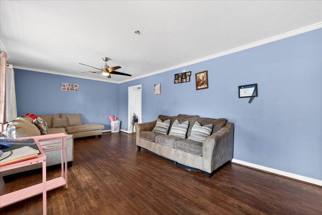 1115 Fisher Street, Bellmead, TX 76705