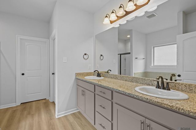 23411 Mango Dr, Denham Springs, LA 70726
