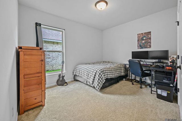 23411 Mango Dr, Denham Springs, LA 70726