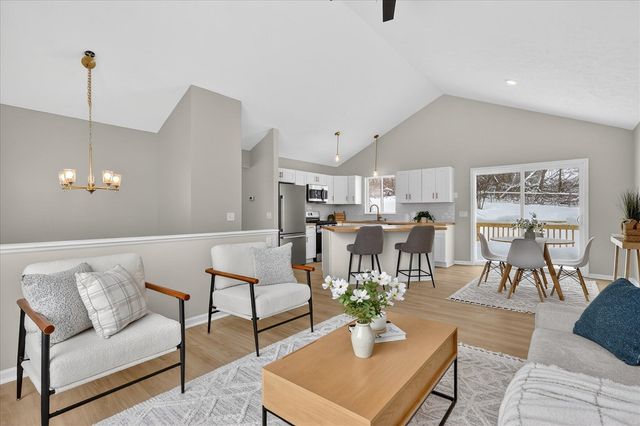 145 Rollingwood Drive, Rockford, MI 49341