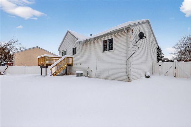 145 Rollingwood Drive, Rockford, MI 49341