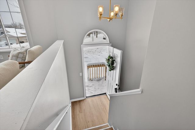 145 Rollingwood Drive, Rockford, MI 49341