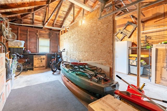 35 E Knowlton Street, East Providence, RI 02915