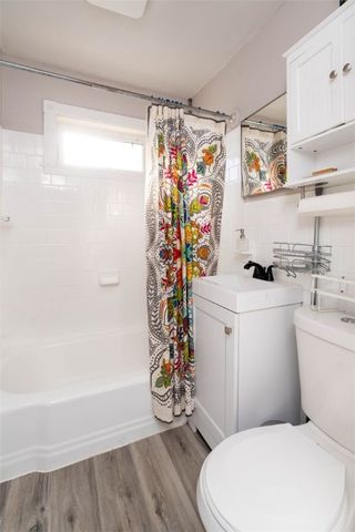 35 E Knowlton Street, East Providence, RI 02915