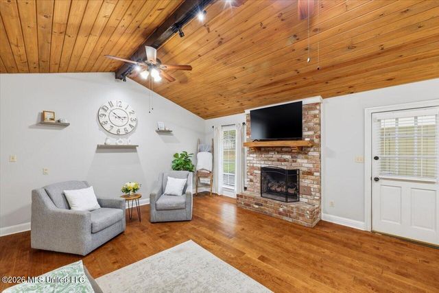 122 Woodgate Drive, Brandon, MS 39042