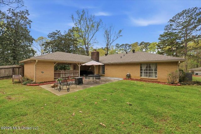 122 Woodgate Drive, Brandon, MS 39042