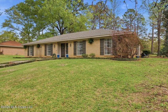 122 Woodgate Drive, Brandon, MS 39042