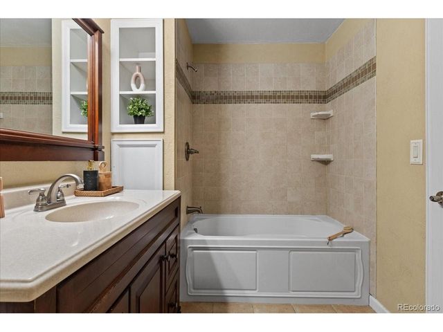 12543 E Cornell Cir, Aurora, CO 80014