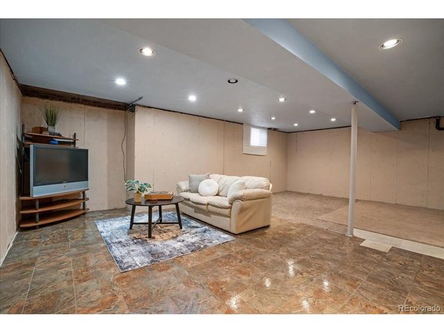 12543 E Cornell Cir, Aurora, CO 80014