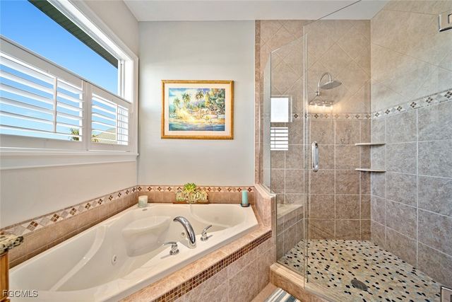 697 Spartina CT, Sanibel, FL 33957