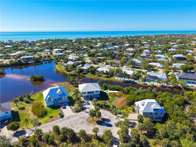 697 Spartina CT, Sanibel, FL 33957