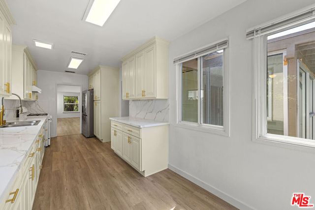 1511 Edris Drive, Los Angeles, CA 90035