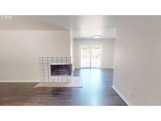 6354 HIAWATHA Ct, Lake Oswego, OR 97035
