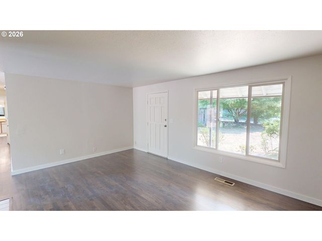 6354 HIAWATHA Ct, Lake Oswego, OR 97035