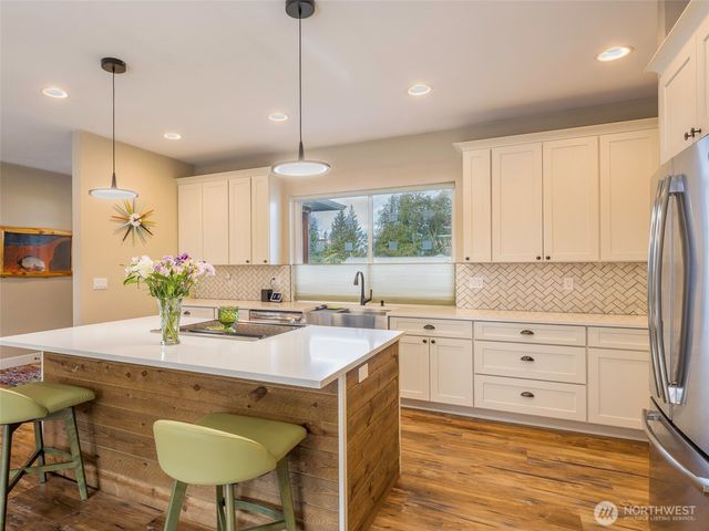 1934 W 8th Street, Port Angeles, WA 98363