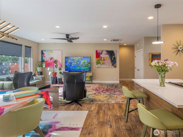 1934 W 8th Street, Port Angeles, WA 98363