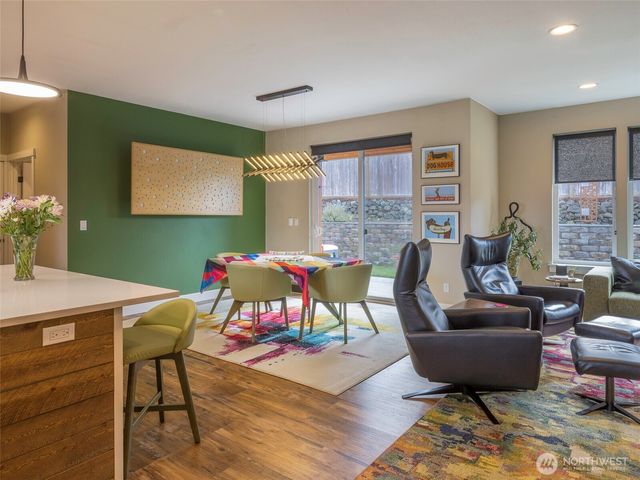 1934 W 8th Street, Port Angeles, WA 98363