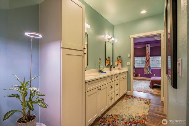 1934 W 8th Street, Port Angeles, WA 98363