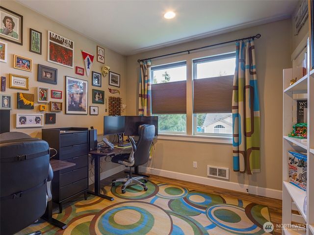 1934 W 8th Street, Port Angeles, WA 98363