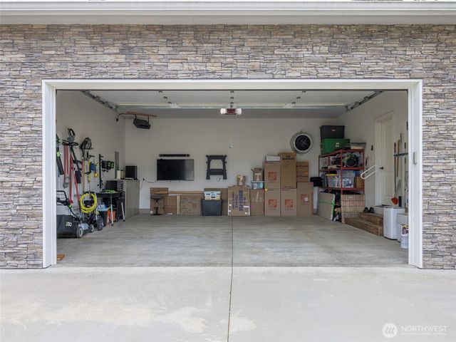 1934 W 8th Street, Port Angeles, WA 98363