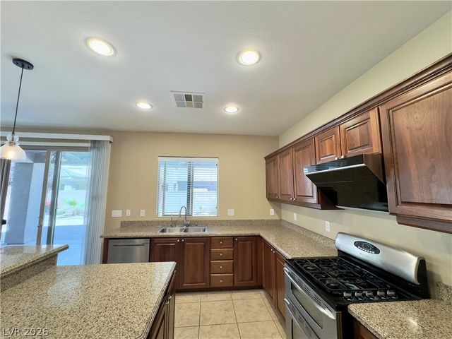 52 Tall Ruff Drive, Las Vegas, NV 89148