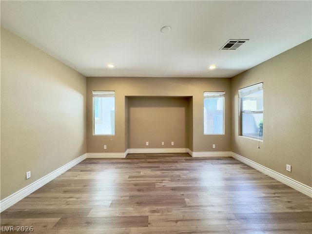 52 Tall Ruff Drive, Las Vegas, NV 89148