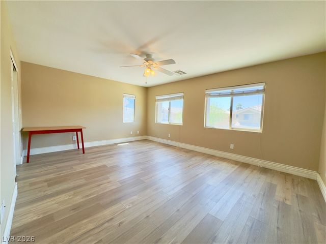52 Tall Ruff Drive, Las Vegas, NV 89148