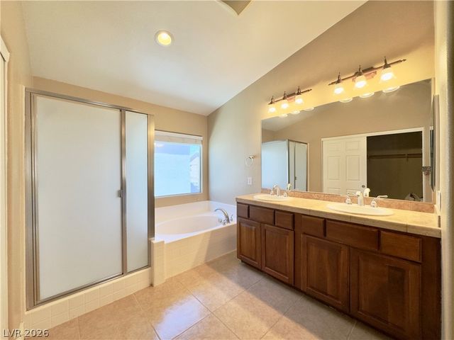 52 Tall Ruff Drive, Las Vegas, NV 89148