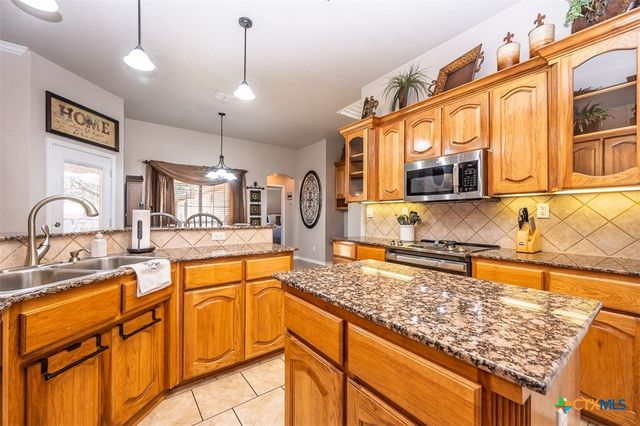 414 Winter Sun Drive, Harker Heights, TX 76548