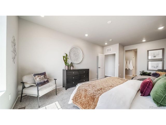 5006 N Tempe St, Aurora, CO 80019