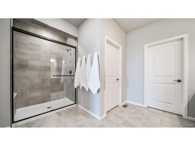 5006 N Tempe St, Aurora, CO 80019