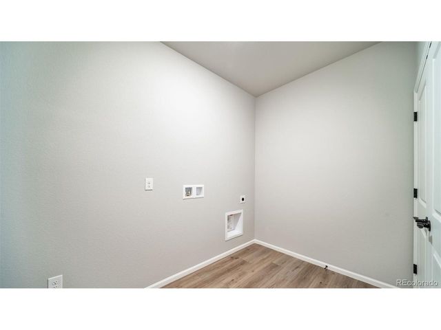 5006 N Tempe St, Aurora, CO 80019