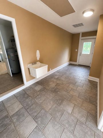 118 Springdale Drive, Pine Mountain, GA 31822