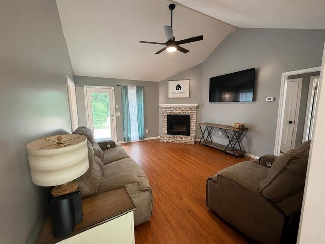 118 Springdale Drive, Pine Mountain, GA 31822