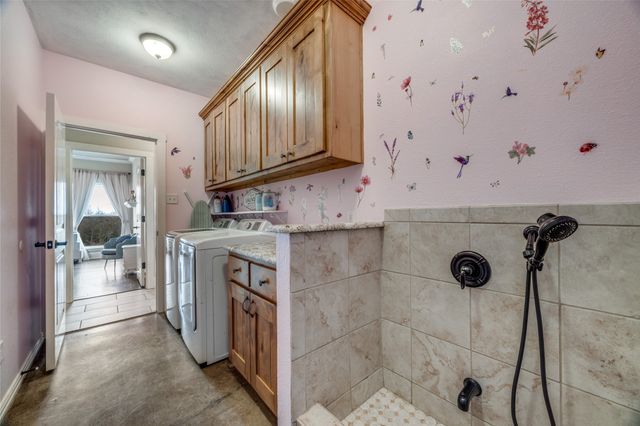 1462 Durham Road, Whitewright, TX 75491