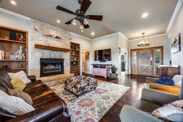 1462 Durham Road, Whitewright, TX 75491