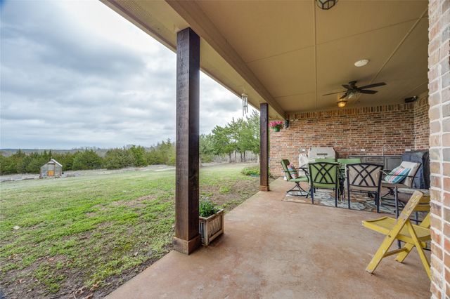 1462 Durham Road, Whitewright, TX 75491