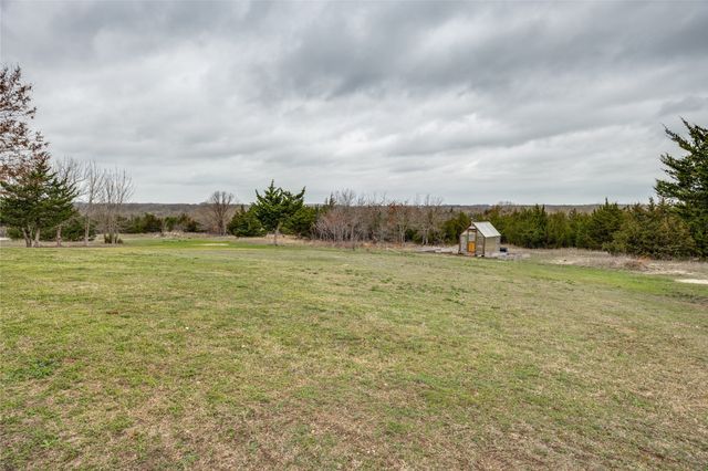 1462 Durham Road, Whitewright, TX 75491