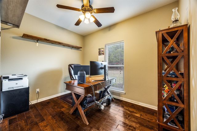 1462 Durham Road, Whitewright, TX 75491