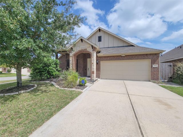 21103 Normandy Glen Street, Kingwood, TX 77339