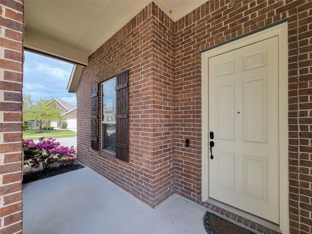 21103 Normandy Glen Street, Kingwood, TX 77339