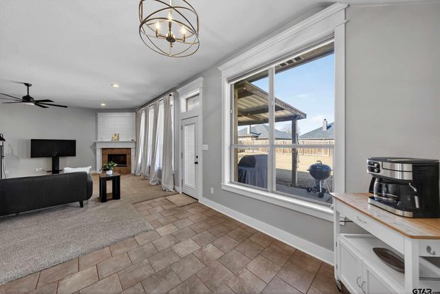 11087 Westhaven Cir, Flint, TX 75762