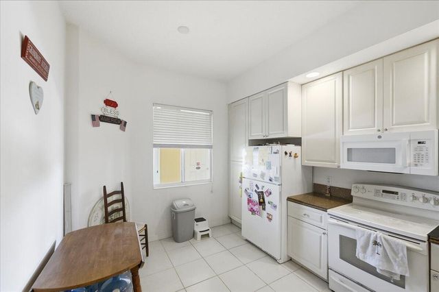 36 Harbour Isle Drive W 106, Fort Pierce, FL 34949