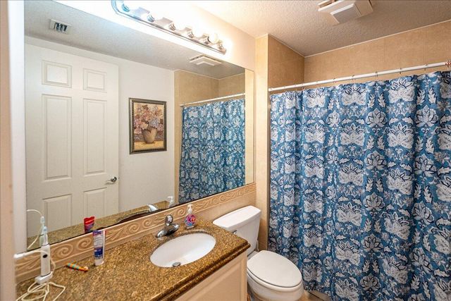 36 Harbour Isle Drive W 106, Fort Pierce, FL 34949