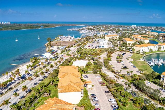 36 Harbour Isle Drive W 106, Fort Pierce, FL 34949