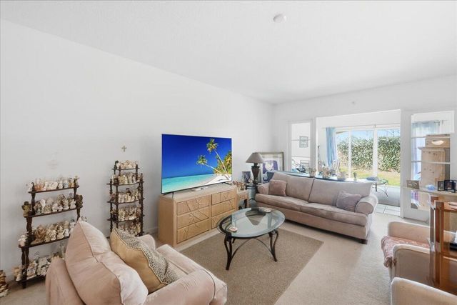 36 Harbour Isle Drive W 106, Fort Pierce, FL 34949