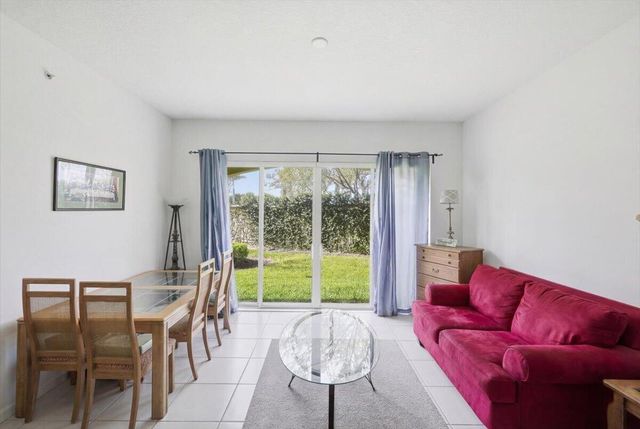 36 Harbour Isle Drive W 106, Fort Pierce, FL 34949