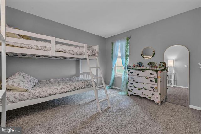 247 BAINBRIDGE CIR, Reading, PA 19608