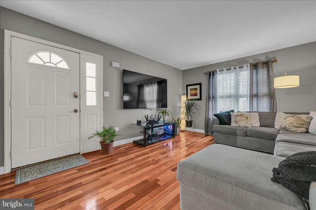 247 BAINBRIDGE CIR, Reading, PA 19608