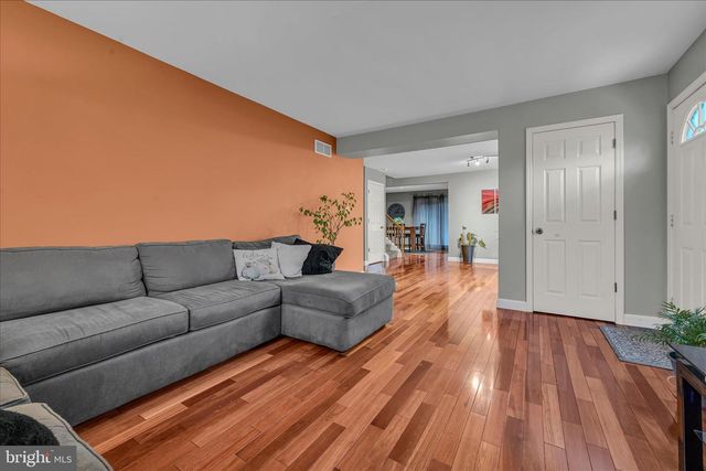 247 BAINBRIDGE CIR, Reading, PA 19608